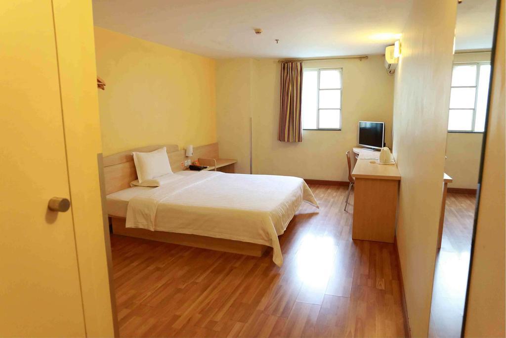 7Days Inn Haikou Hong Kong City Δωμάτιο φωτογραφία