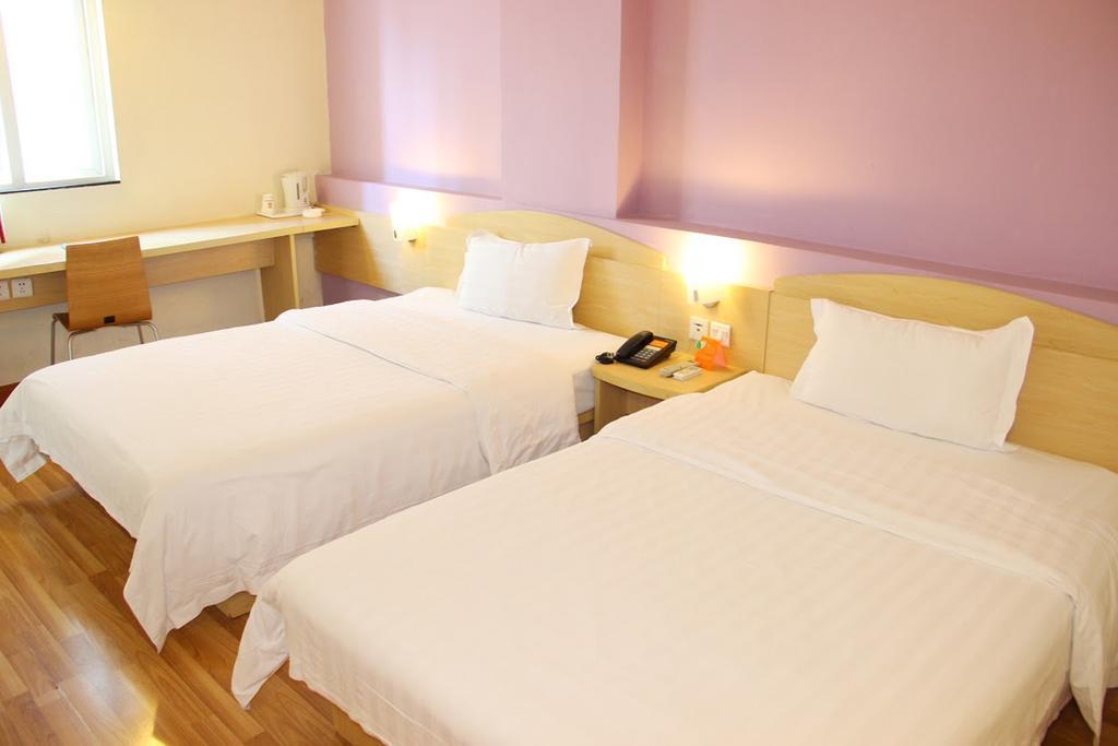 7Days Inn Haikou Hong Kong City Εξωτερικό φωτογραφία
